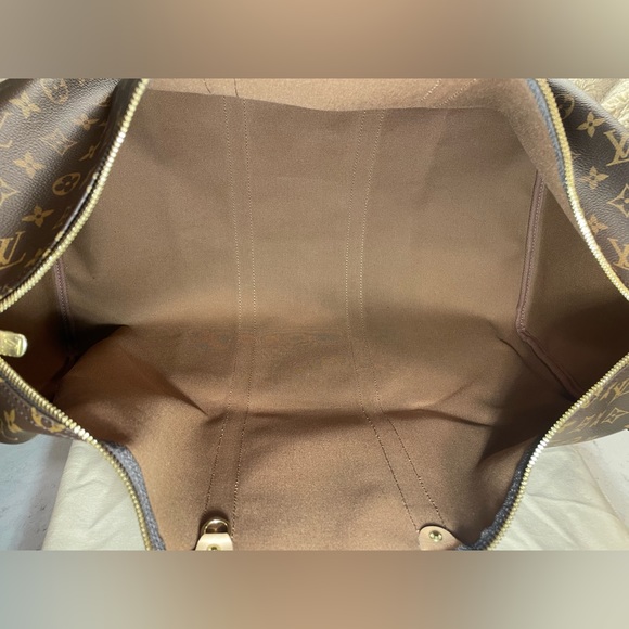 Like New Louis Vuitton Keepall 55 Monogram Rare Made in France - Picture 8 of 11